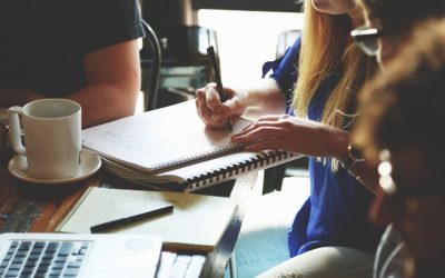 Les écoles finlandaises suppriment les devoirs : une stratégie pour l’avenir ?